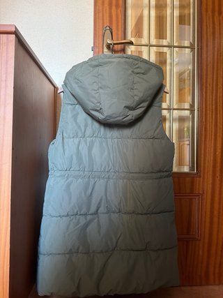 Chaleco Mango niña verde talla 13/14 años ,164 cm.