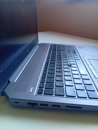 HP ZBOOK i9 64GB RAM 1.5 TB SSD + 1 TB HD