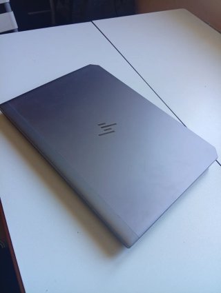 HP ZBOOK i9 64GB RAM 1.5 TB SSD + 1 TB HD
