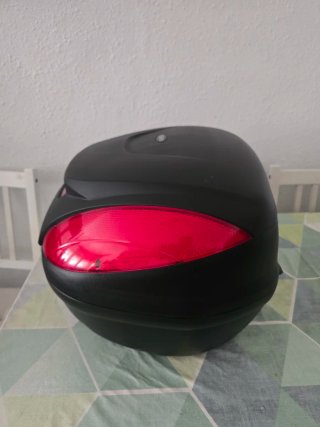 Baul moto Yamaha maleta top case cofre topcase