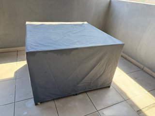 Conjunto terraza ratán gris