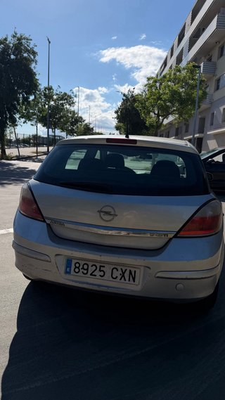 Opel Astra 2004