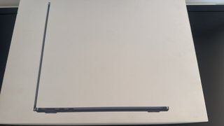 MacBook Air M3 13 16GB RAM 250GB SSD