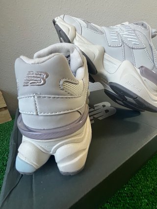 New Balance 9060. Talla: 36