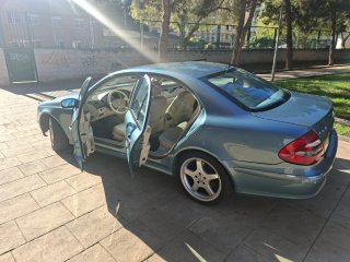 Mercedes-Benz Clase E 2004