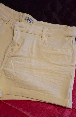 Pantalón corto amarillo Pimkie mujer