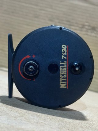 Carrete de pesca Mitchell 7130