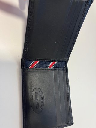 Cartera de piel Tommy Hilfiger
