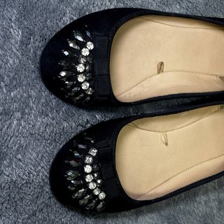 Bailarinas Negras con Pedrería | (ZARA)