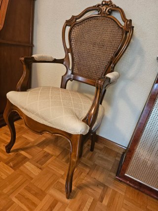 Silla de salón estilo clásico