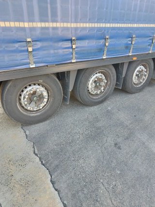 Semirremolque Tauliner LECITRAILER.