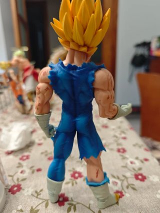Figura Dragon Ball Z Vegeta Majin 19CM