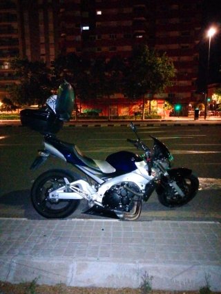 Suzuki GSR600 2007 Naked Azul/Plata