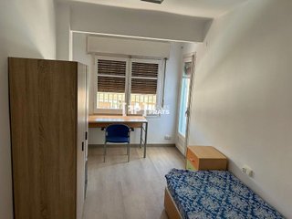 Piso en alquiler en Instituts - Universitat en Lleida