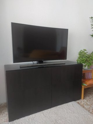 Mueble TV negro madera
