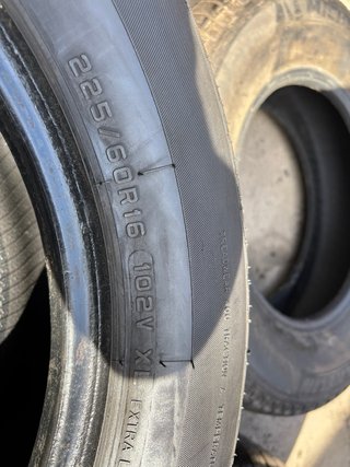 Neumáticos Ovation 225/60 R16 102V