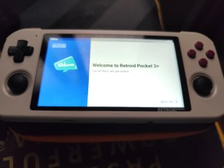 Retroid Pocket 3+ Con Funda de Transporte