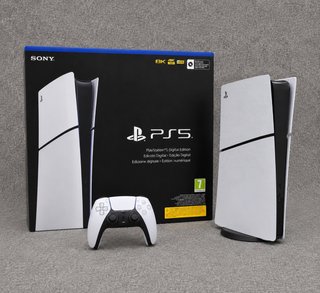 PS5 Digital Edition Blanca con Mando y Caja