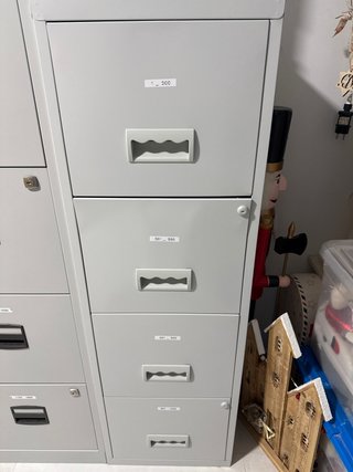 Archivador Metálico Gris