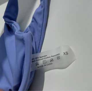 Top bikini azul talla XS