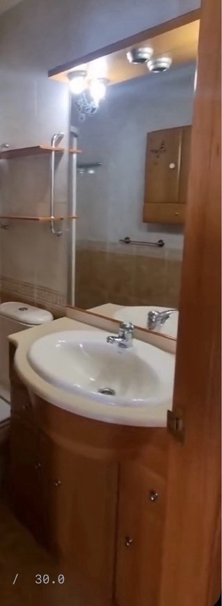 Mueble de baño con lavabo