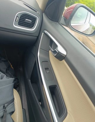 Volvo V60 2011
