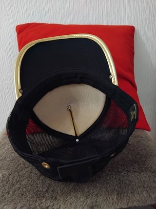 Gorra Supermartxe Ibiza Original Negra y Dorada