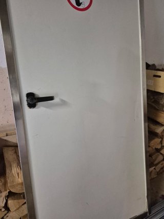 Puerta industrial frigorífico seguridad