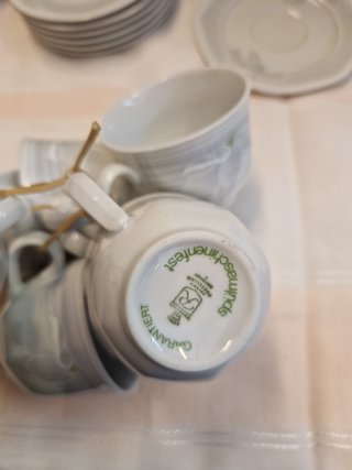 Juego de tazas de té y platos