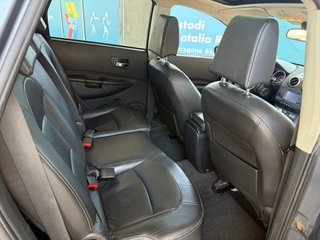 Nissan Qashqai+2 2010