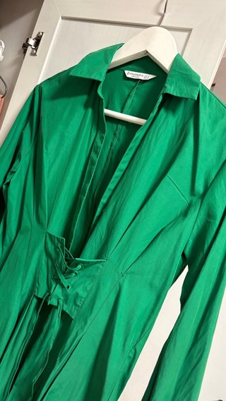 Vestido camisero verde Stradivarius Talla S