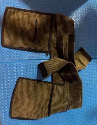 Riñonera de pana multibolsillos