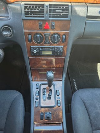 Mercedes-Benz Clase E220 CDI