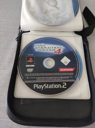 Pro Evolution Soccer 4 PS2