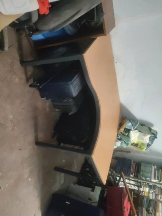 Mesa de oficina/despacho madera y metal