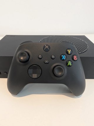 Xbox Series S 1TB + 2 mandos