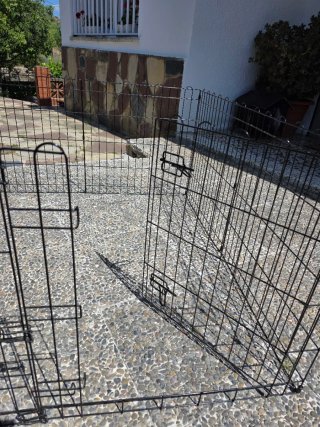 Jaula para mascotas negra