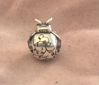 Charm Pandora Mariquita Rosa y Plata