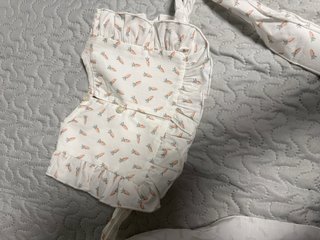 Baberola Paloma de la O con estampado de zanahoria