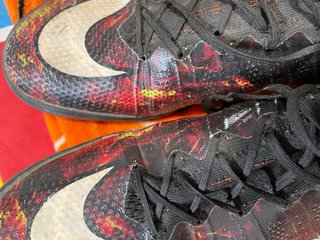 Botas de fútbol Nike CR7