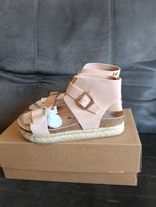 Sandalias Genuins Piel n38 Nuevas