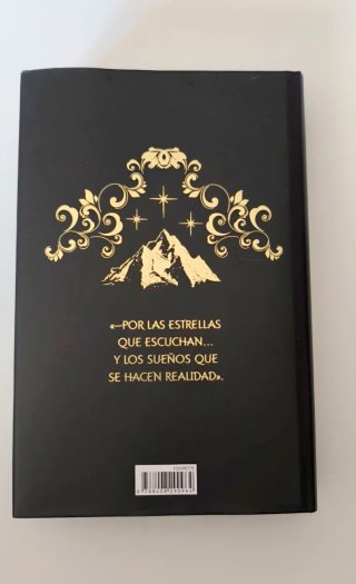 UNA CORTE DE NIEBLA Y FURIA