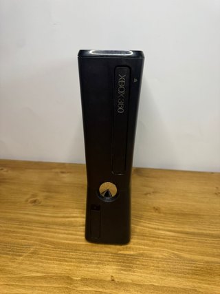 Xbox 360 Slim 250GB Completa Testata
