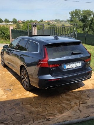 Volvo V60 B4 (D)Auto  2021  78.000KM