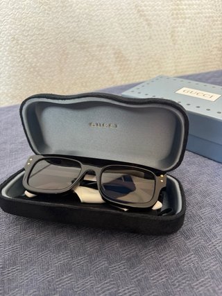 Occhiali da sole Gucci neri e marroni
