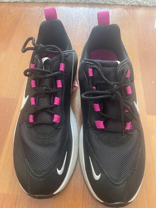 Zapatillas Nike Negras y Rosas