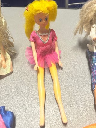 Barbie con pantaloni a quadri