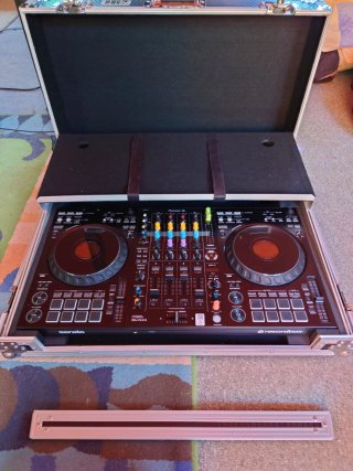 Flightcase Walkasse para Pioneer FLX10