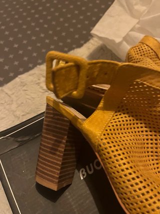 Sandalias Botín Amarillas Talla 38