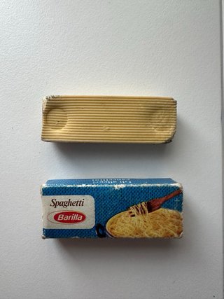 Gomma Mulino Bianco, pacco di spaghetti Barilla.